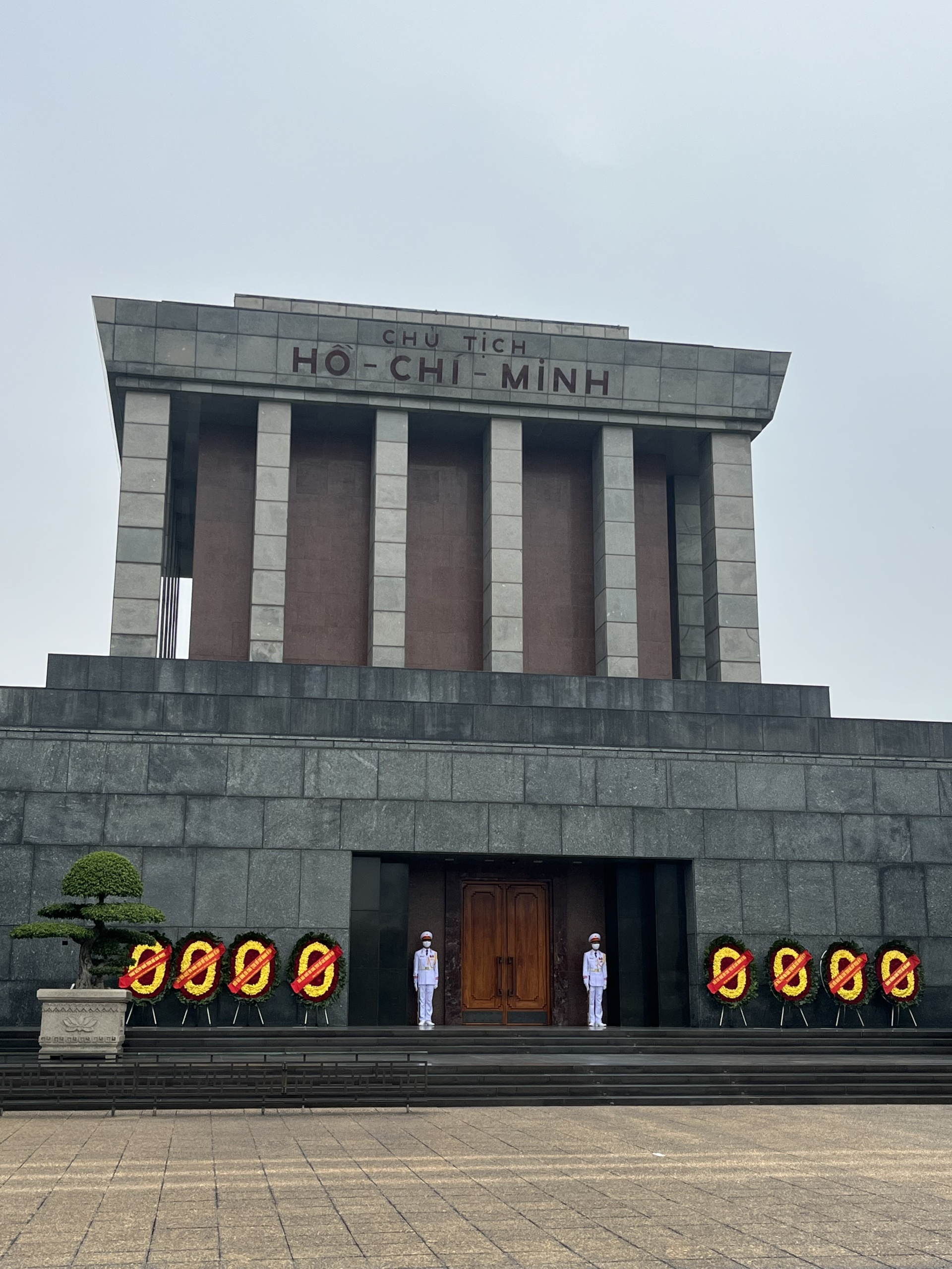 Drie weken backpacken in Vietnam: Ho Chi Minh mausoleum